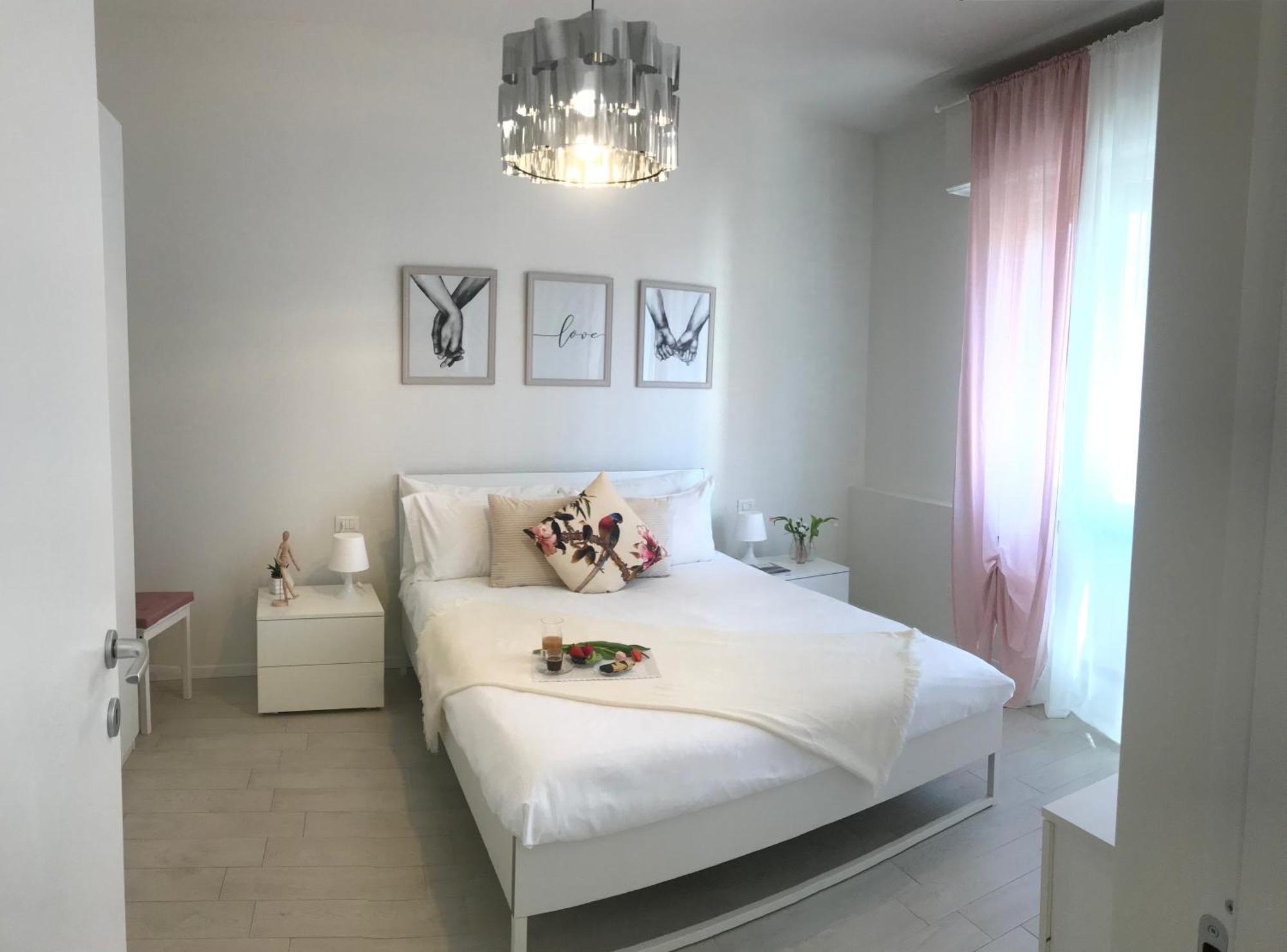 Locchi. Vicino Tramvia/careggi/meyer Apartamento *